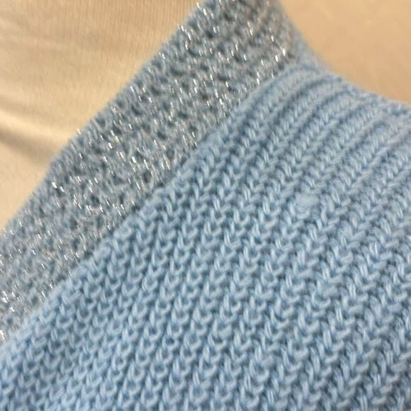 Vintage 1960's Baby Blue Knit Cardigan with Silver Metallic Accent - M - Picture 5 of 9